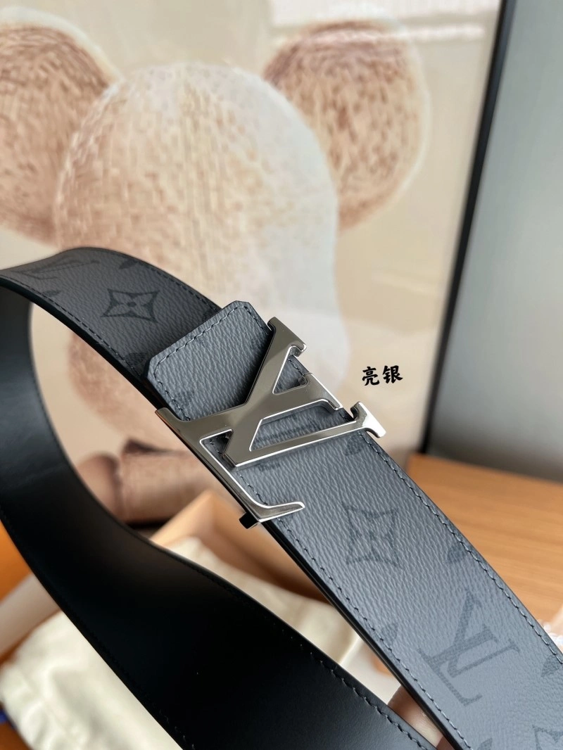 Stretchable Louis Vuitton Belts 300840