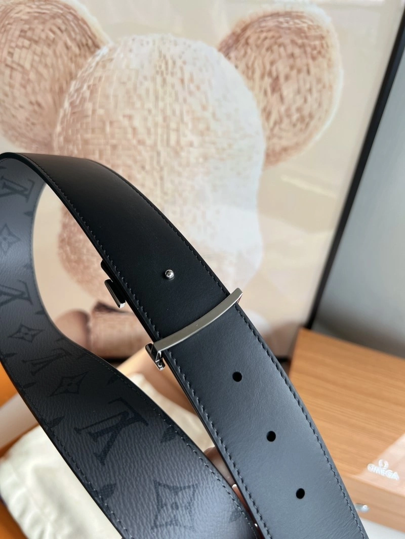 Stretchable Louis Vuitton Belts 300840