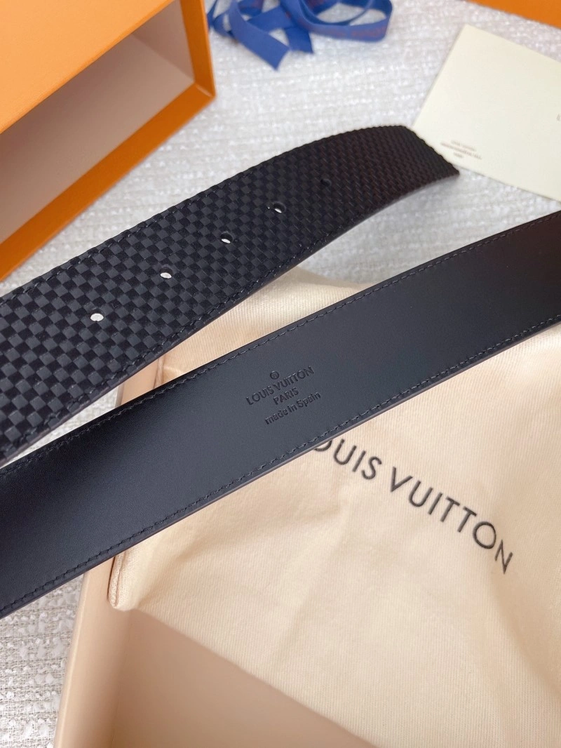 Louis Vuitton Belts Affordable 300815