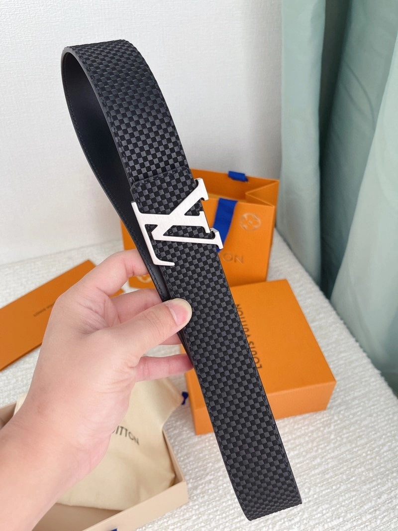 Sustainable Louis Vuitton Belts 300802