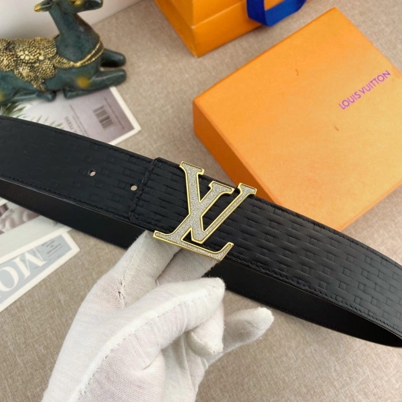 Unisex Louis Vuitton Belts 300795