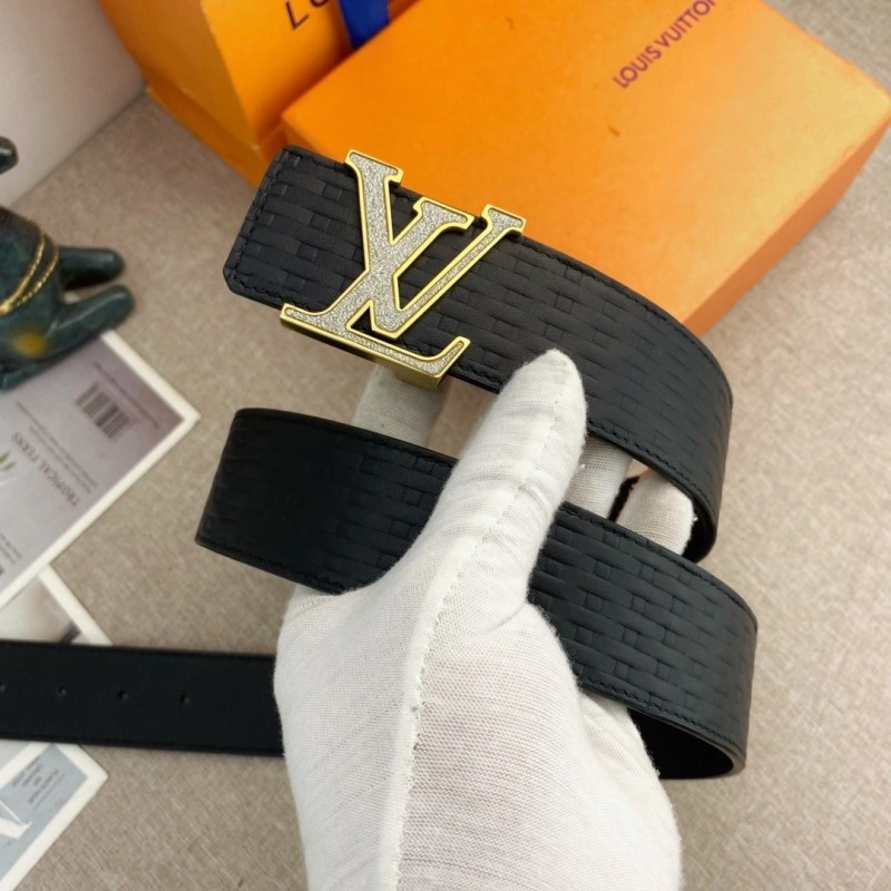 Unisex Louis Vuitton Belts 300795