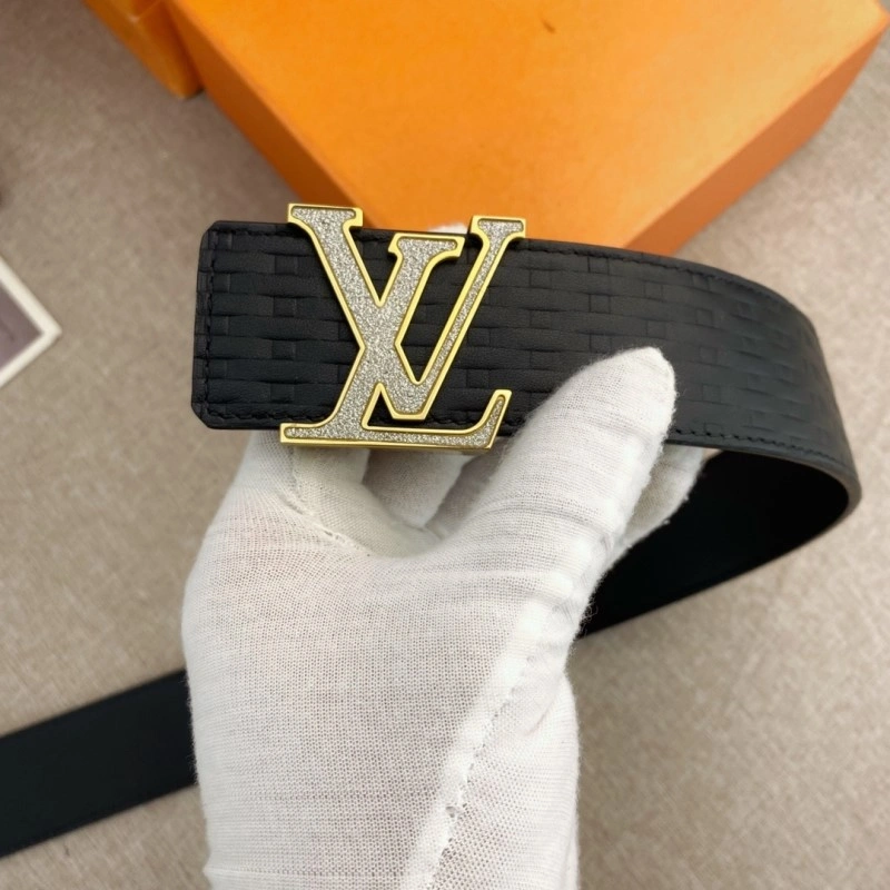 Unisex Louis Vuitton Belts 300795
