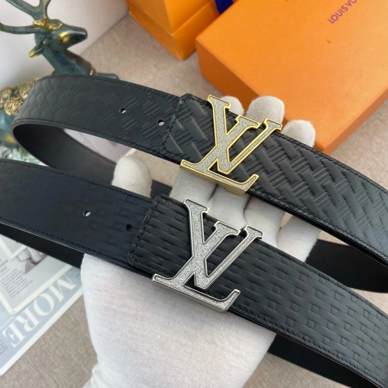 Unisex Louis Vuitton Belts 300795