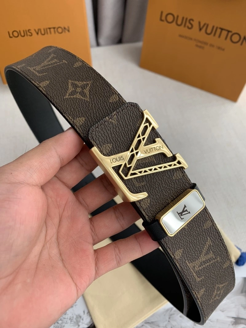 Louis Vuitton Belts TravelReady 300811