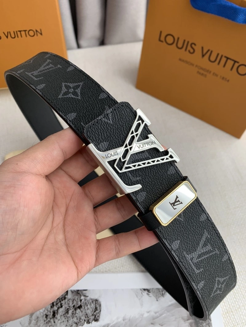 Louis Vuitton Belts TravelReady 300811