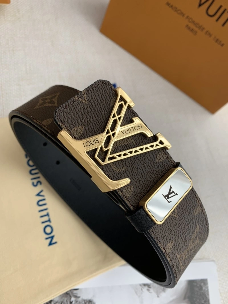 Louis Vuitton Belts TravelReady 300811