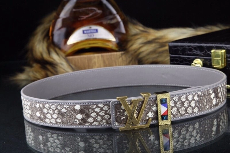 Louis Vuitton Belts Bold 300813