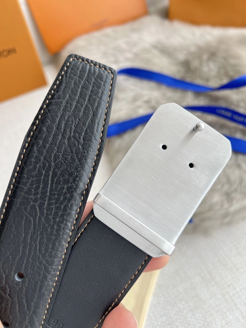TechFriendly Louis Vuitton Belts 300762