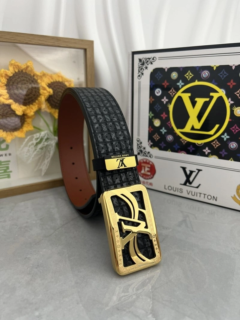 Cozy Louis Vuitton Belts 300754