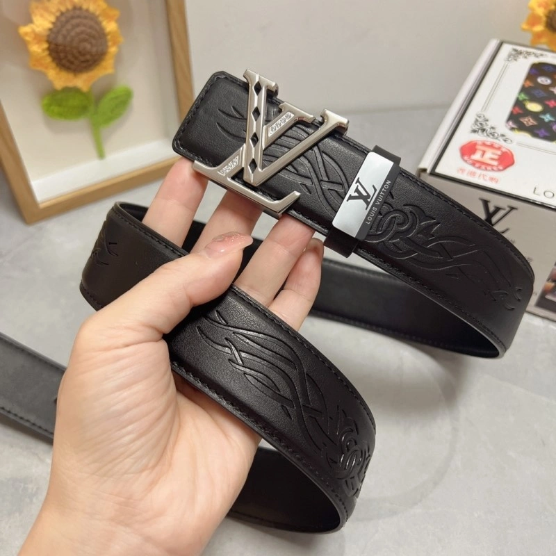 Classic Louis Vuitton Belts 300771