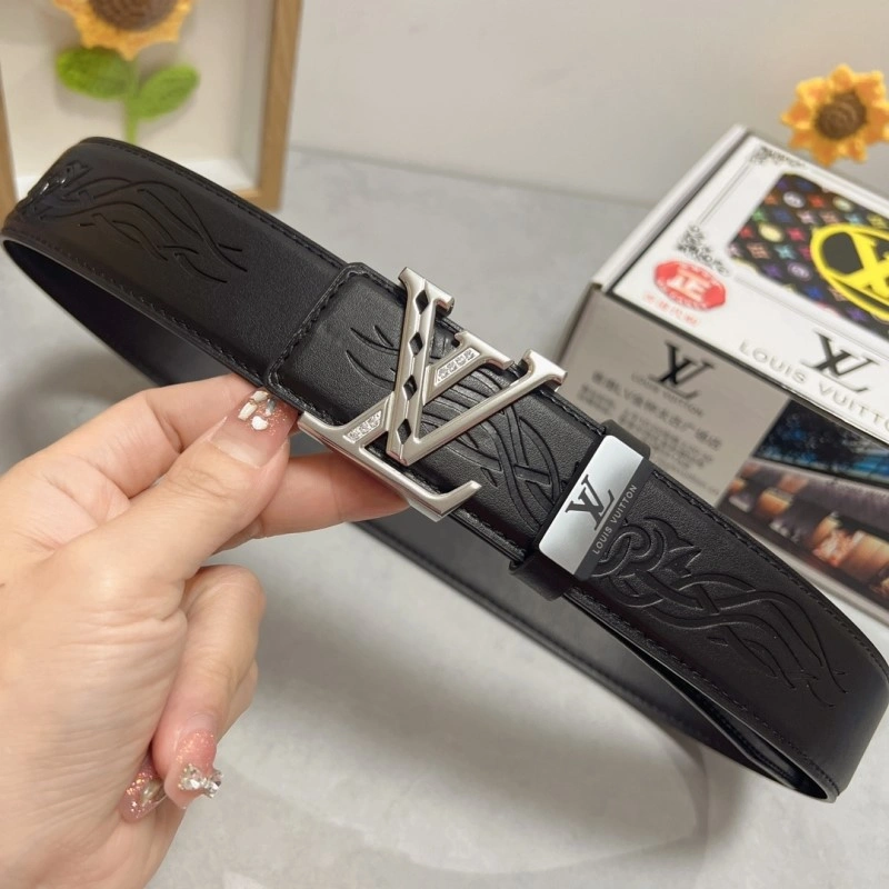 Classic Louis Vuitton Belts 300771