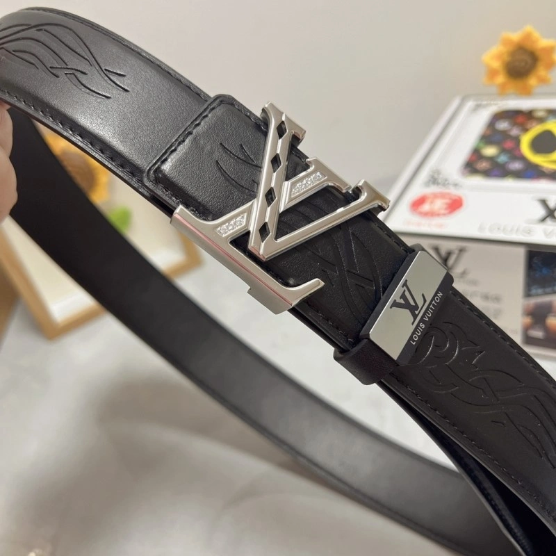 Classic Louis Vuitton Belts 300771