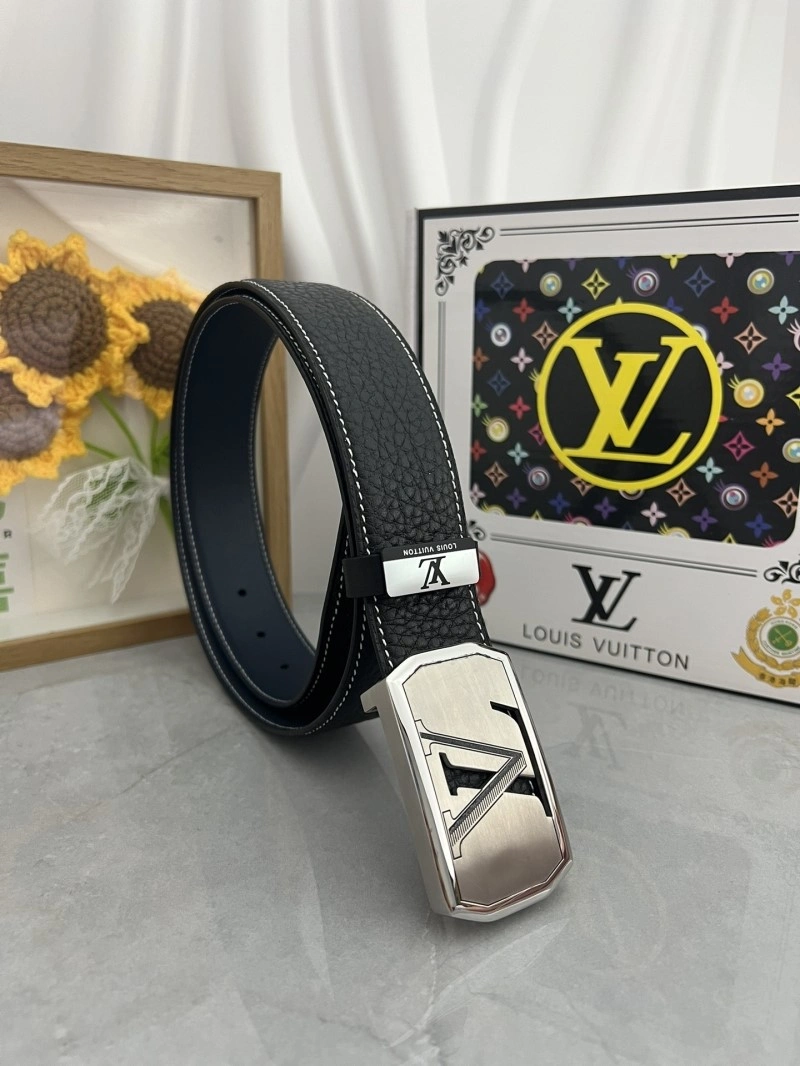 EyeCatching Louis Vuitton Belts 300748