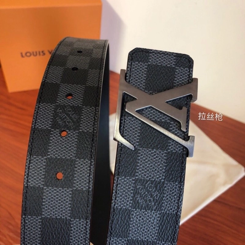 Stylish Louis Vuitton Belts 300768