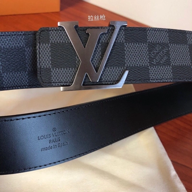 Stylish Louis Vuitton Belts 300768