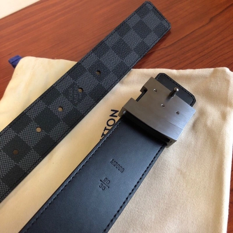 Stylish Louis Vuitton Belts 300768