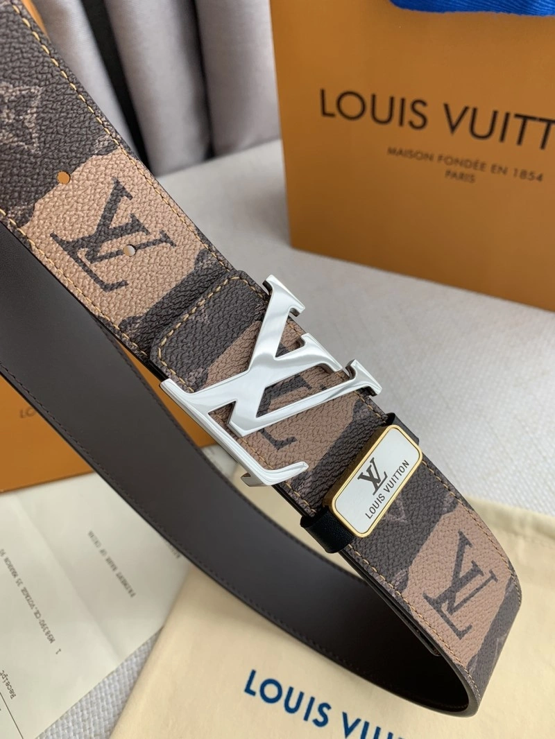 Louis Vuitton Belts TravelReady 300734