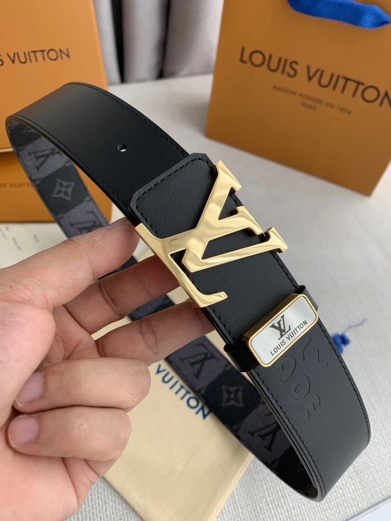 SmoothTexture Louis Vuitton Belts 300739