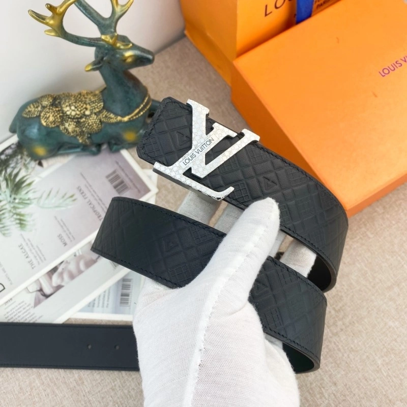Louis Vuitton Belts Trendsetting 300735