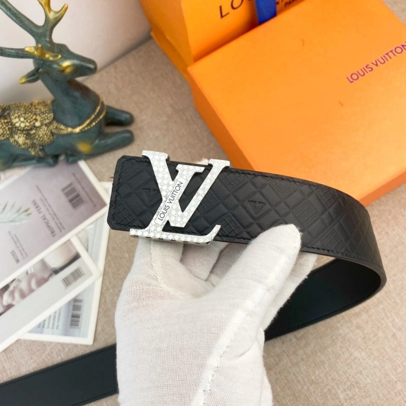 Louis Vuitton Belts Trendsetting 300735