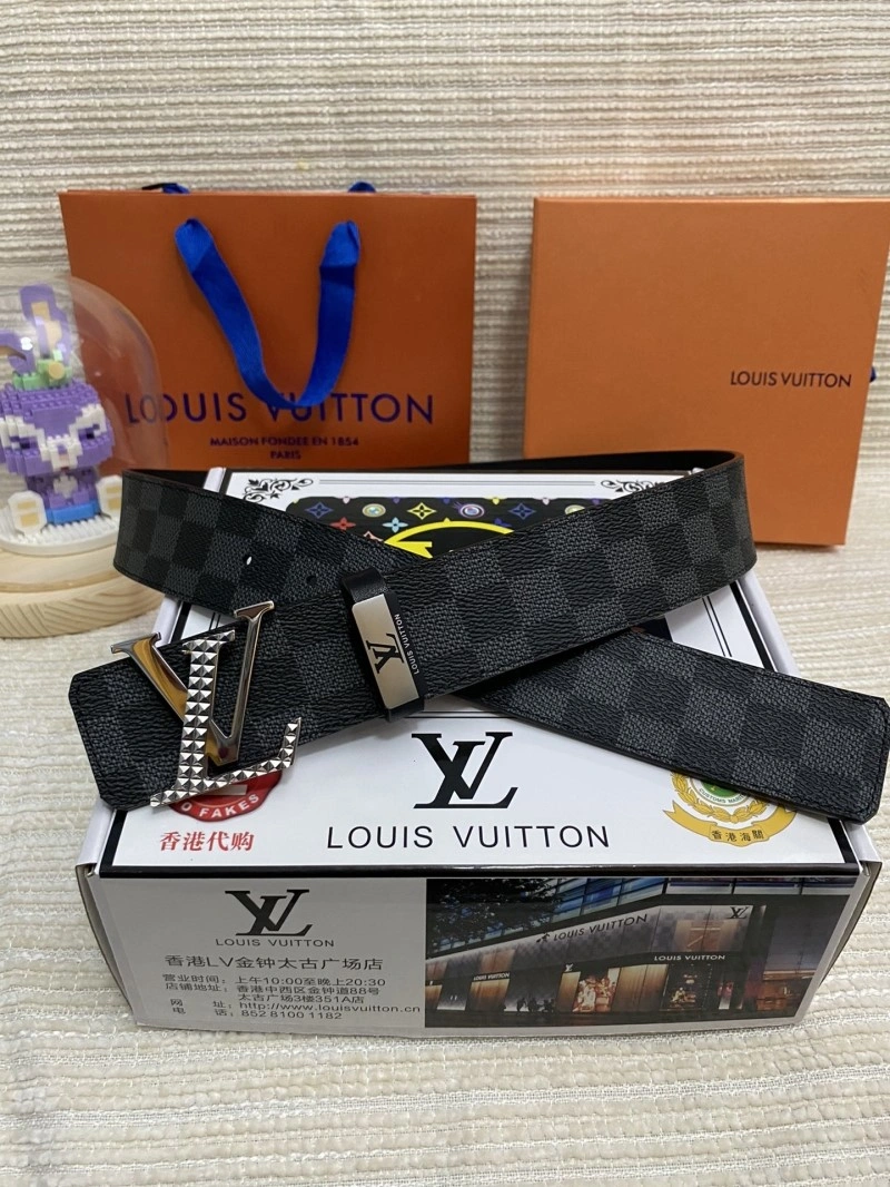 Louis Vuitton Belts Unisex 300632