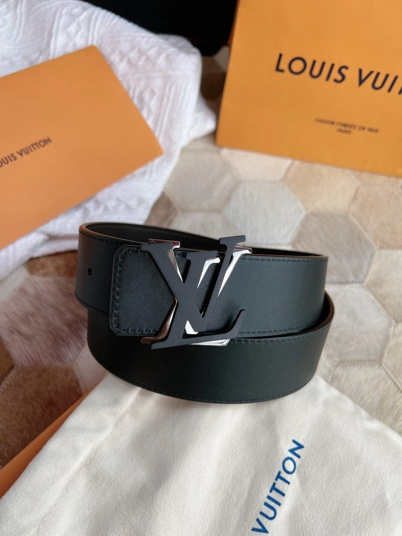 Louis Vuitton Belts FashionForward 300633