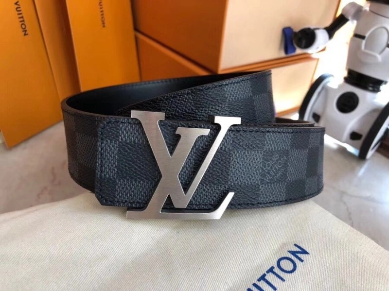Louis Vuitton Belts Resilient 300630