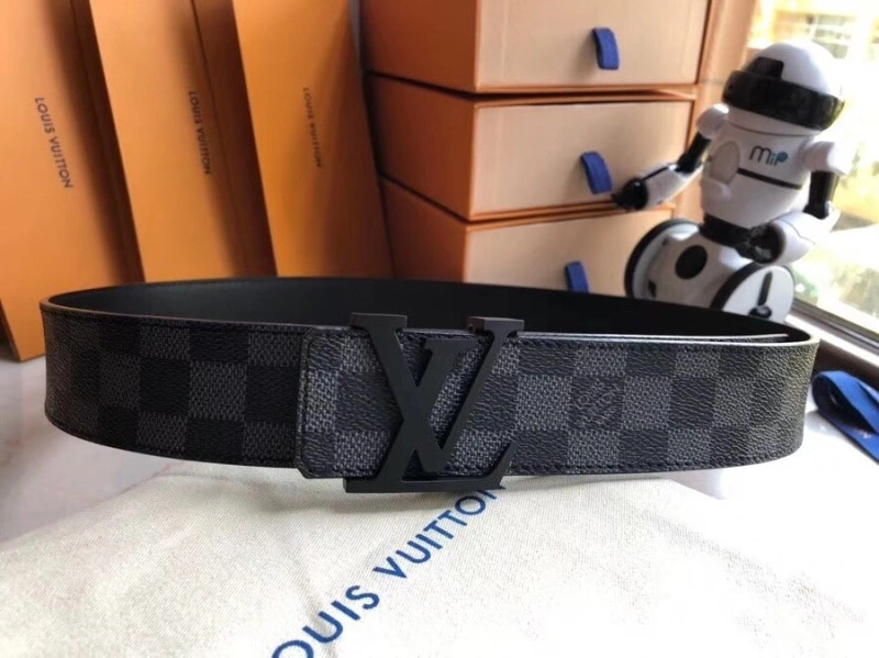 Sustainable Louis Vuitton Belts 300628