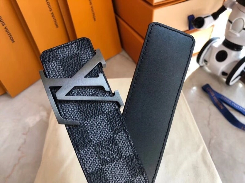 NewStyle Louis Vuitton Belts 300620