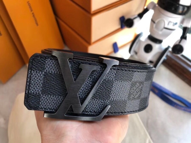 NewStyle Louis Vuitton Belts 300620