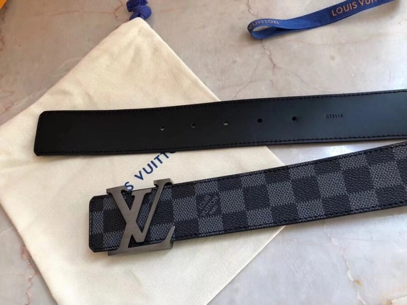 NewStyle Louis Vuitton Belts 300620