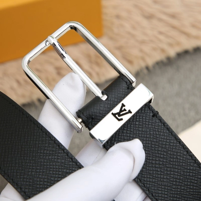Soft Louis Vuitton Belts 300617
