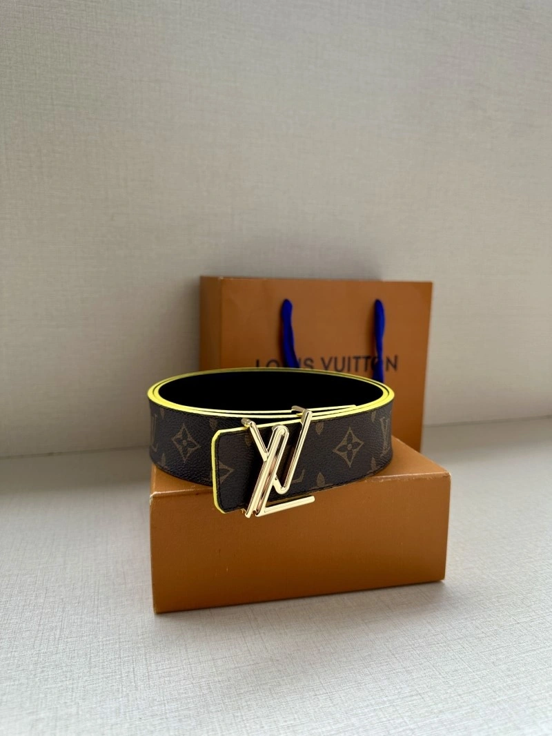 WellDesigned Louis Vuitton Belts 300622