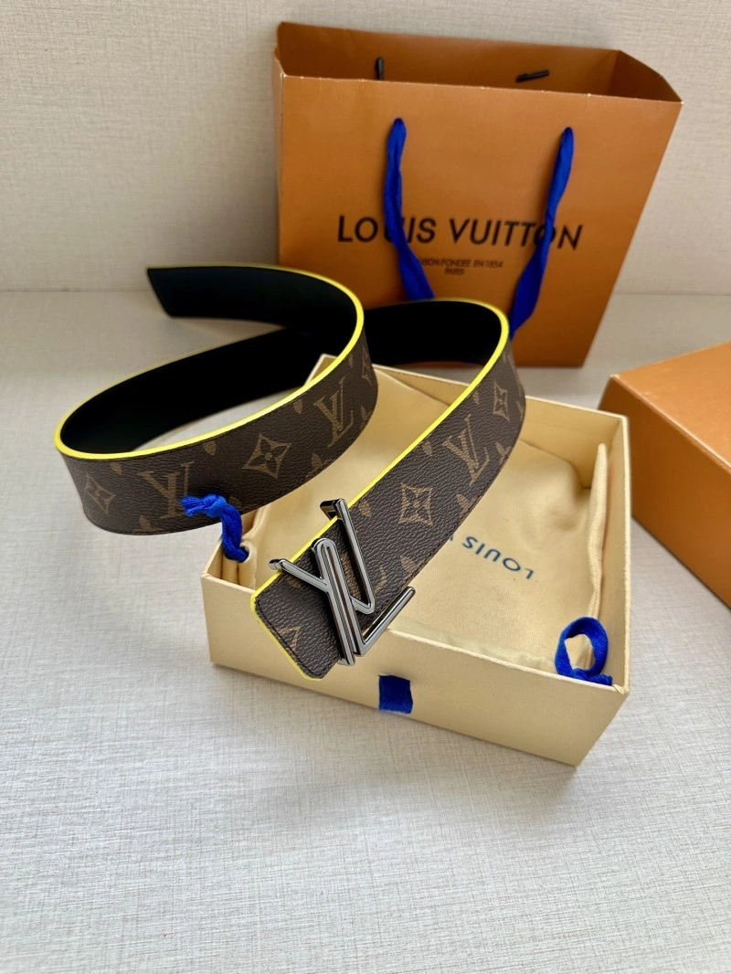 WellDesigned Louis Vuitton Belts 300622