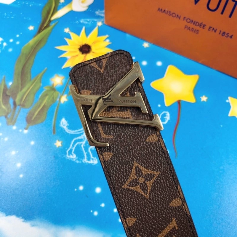 Soft Louis Vuitton Belts 300591