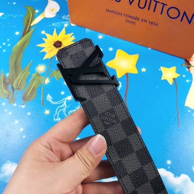 Packable Louis Vuitton Belts 300590