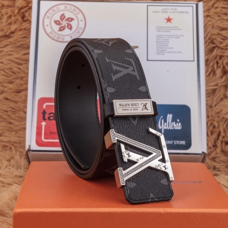 Lightweight Louis Vuitton Belts 300588
