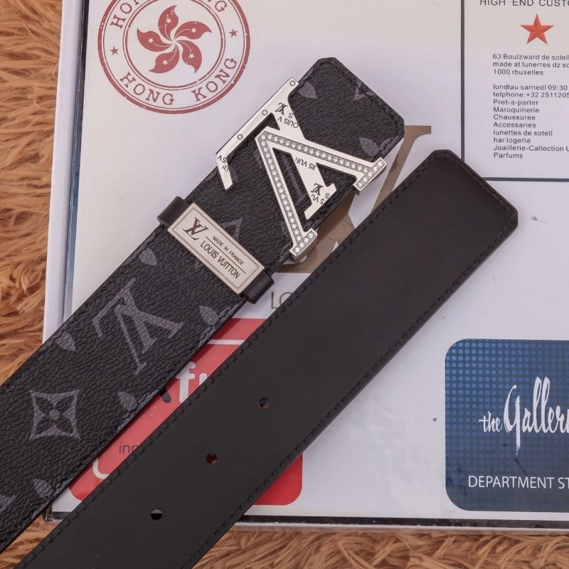 Lightweight Louis Vuitton Belts 300588