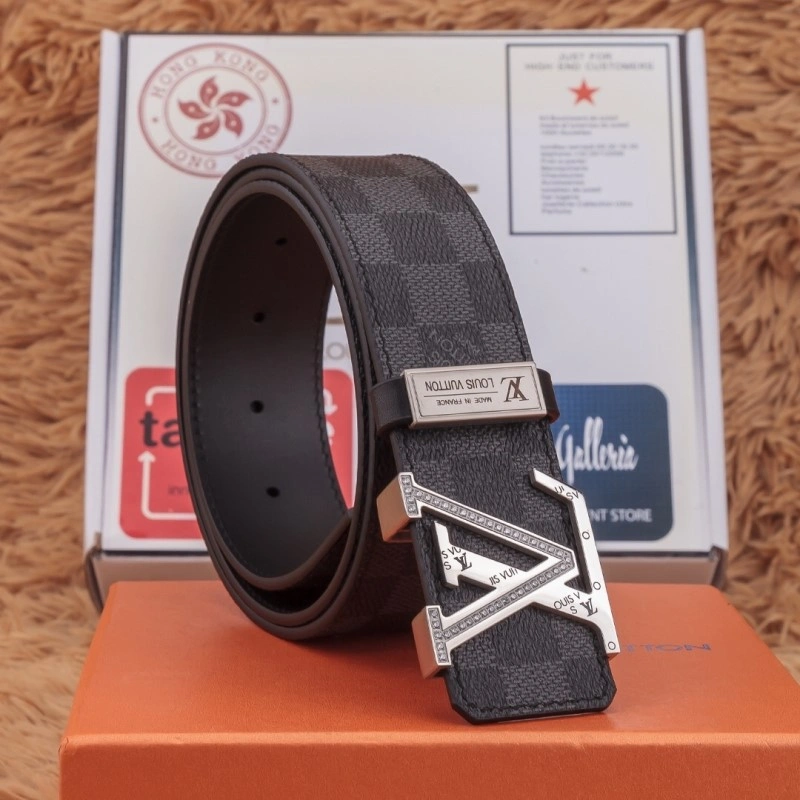 WellDesigned Louis Vuitton Belts 300562