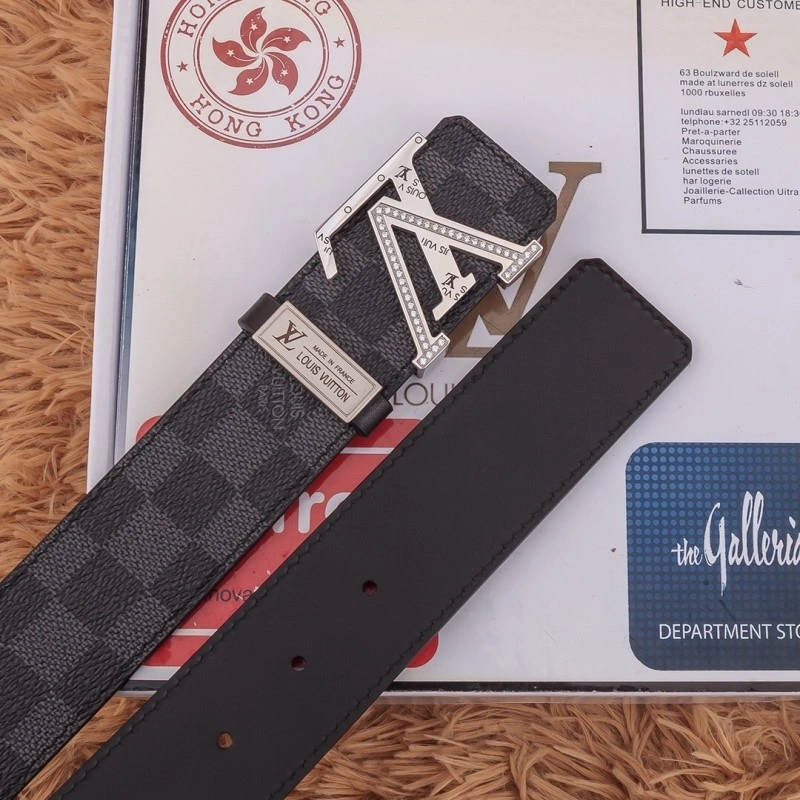 WellDesigned Louis Vuitton Belts 300562