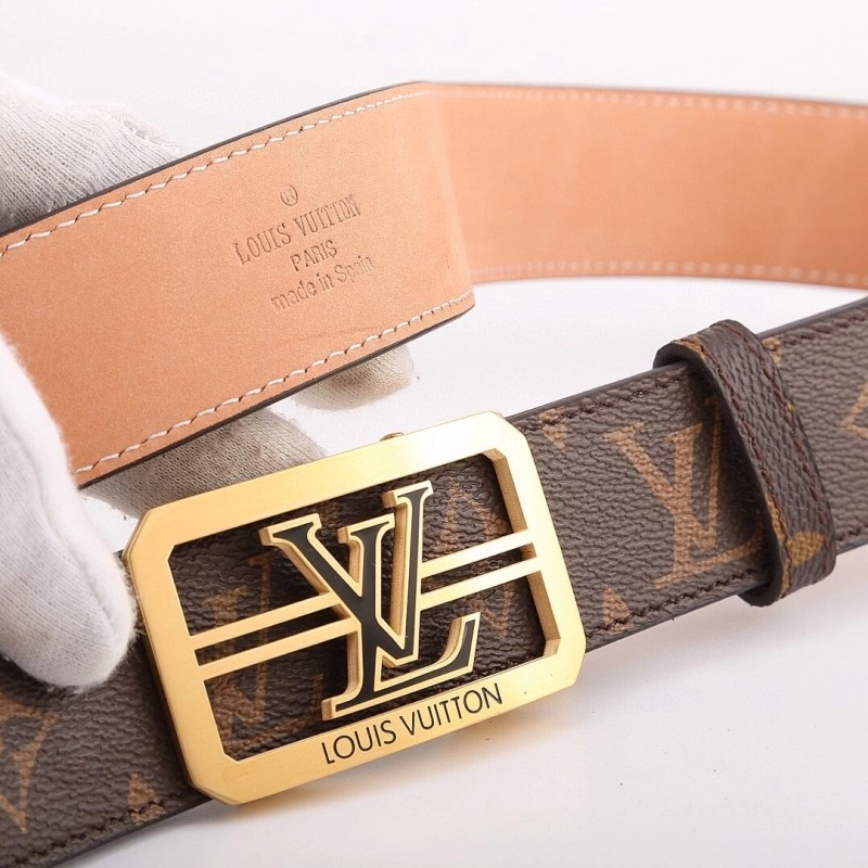 Elegant Louis Vuitton Belts 300570