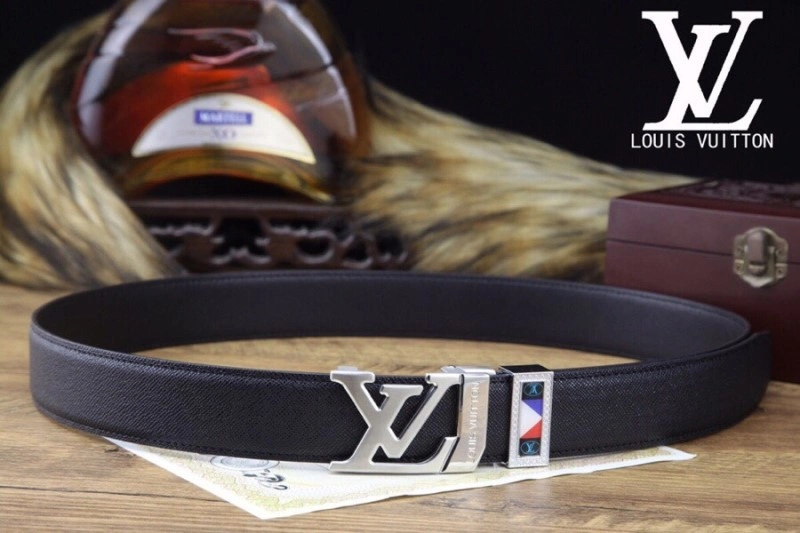 ZipUp Louis Vuitton Belts 300585