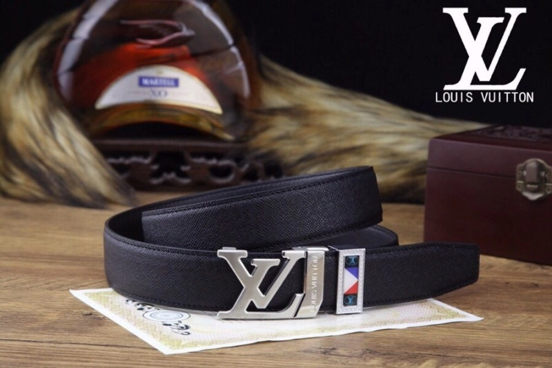 ZipUp Louis Vuitton Belts 300585