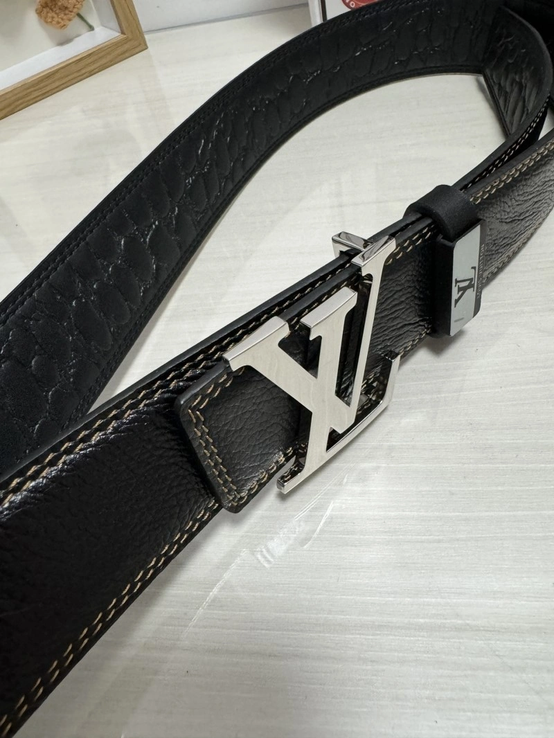 Refined Louis Vuitton Belts 300547