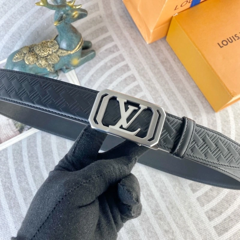 Fashionable Louis Vuitton Belts 300520
