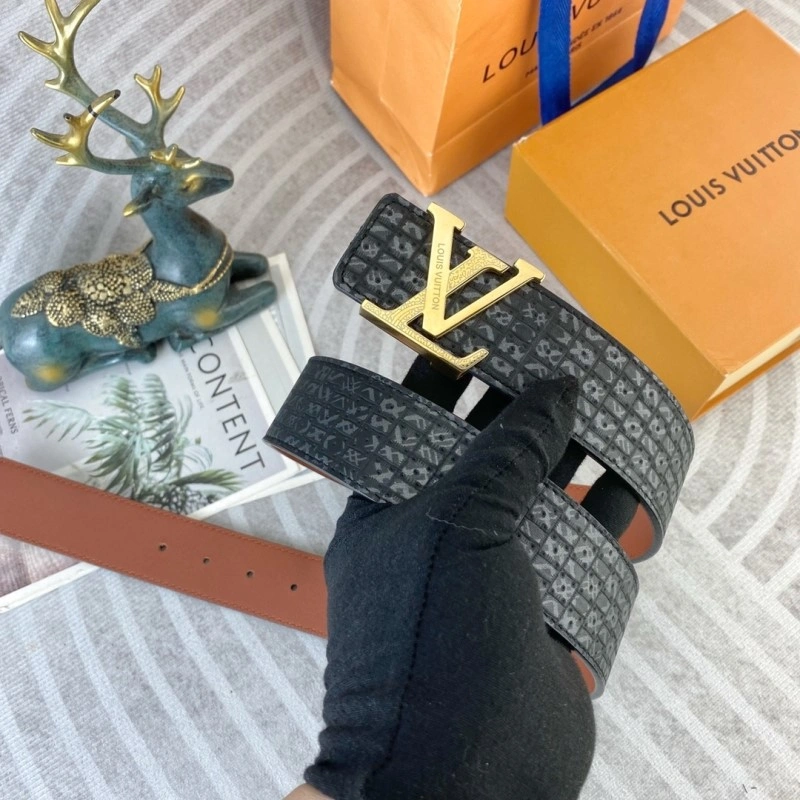 Louis Vuitton Belts UrbanChic 300517
