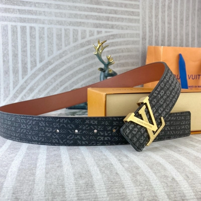 Louis Vuitton Belts UrbanChic 300517