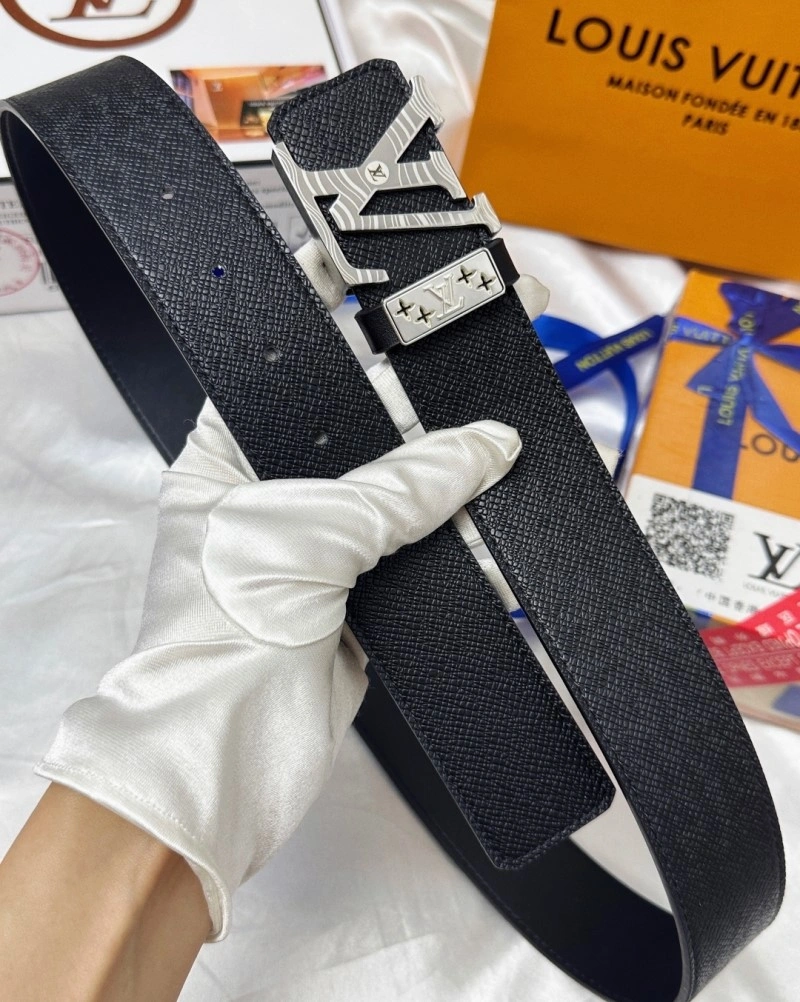Thermal Louis Vuitton Belts 300525