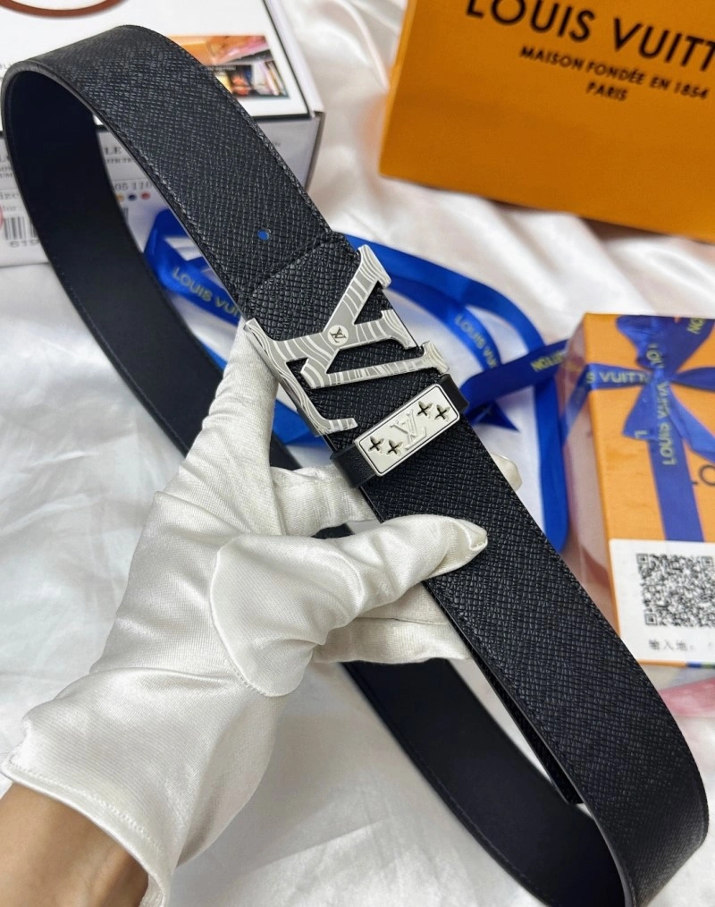 Thermal Louis Vuitton Belts 300525